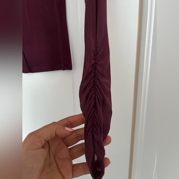 Women’s tops - Picture 3 of 5